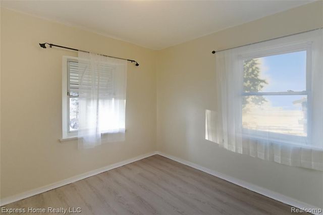 24932 Marigold Avenue, Warren, MI 48089