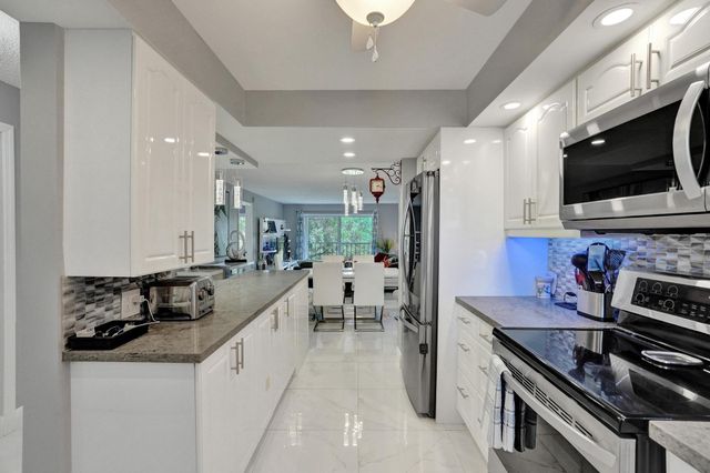 5860 NW 44th Street 314, Lauderhill, FL 33319