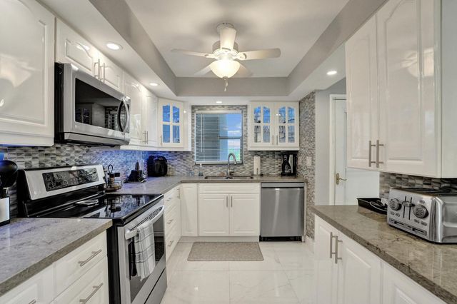 5860 NW 44th Street 314, Lauderhill, FL 33319