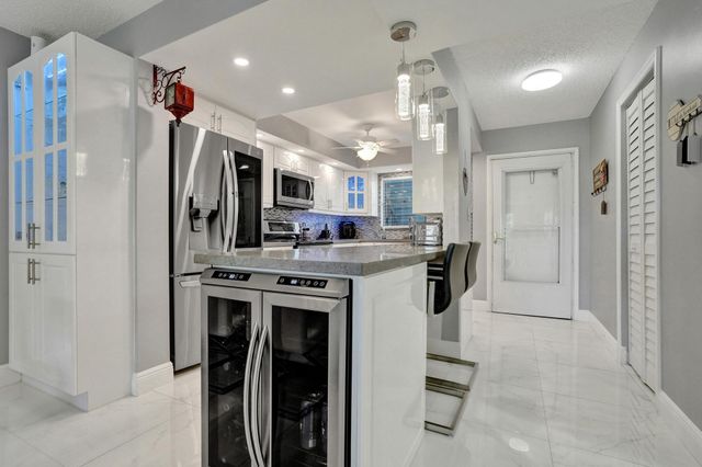 5860 NW 44th Street 314, Lauderhill, FL 33319