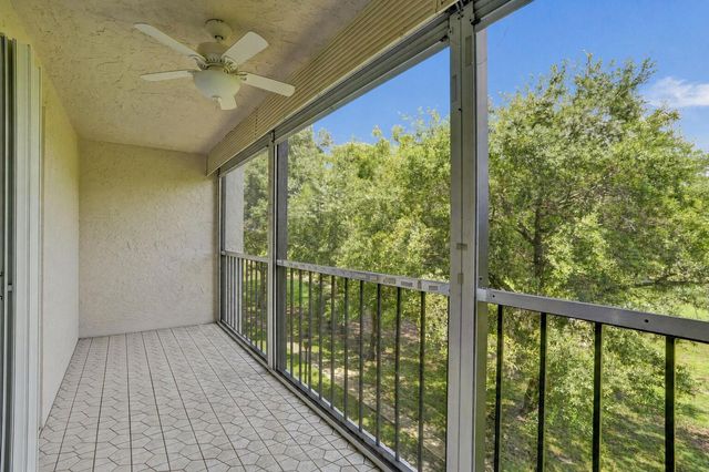 5860 NW 44th Street 314, Lauderhill, FL 33319