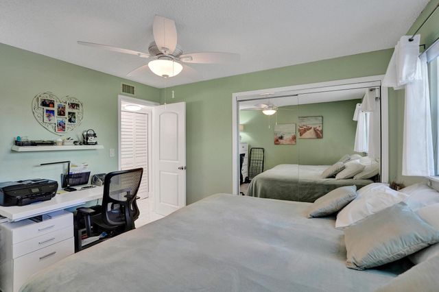 5860 NW 44th Street 314, Lauderhill, FL 33319