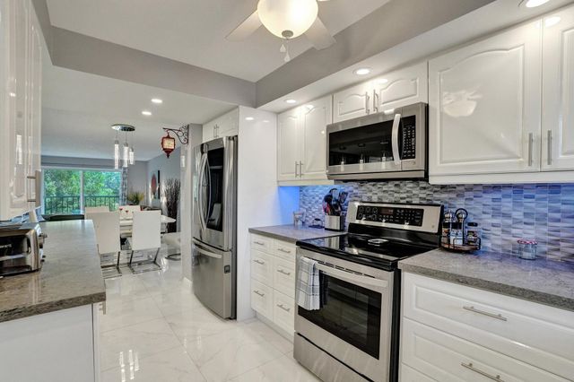 5860 NW 44th Street 314, Lauderhill, FL 33319