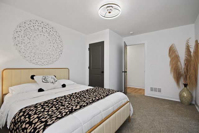 409 SANFORD AVE 102, Columbia, MO 65203