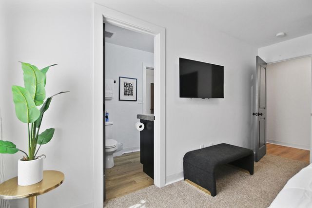 409 SANFORD AVE 102, Columbia, MO 65203