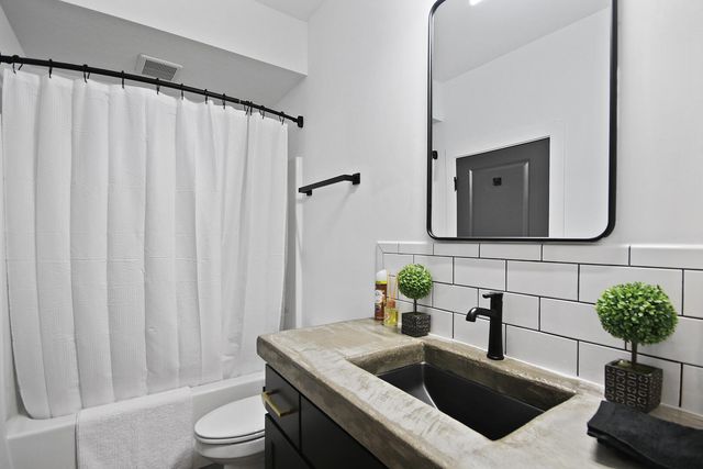 409 SANFORD AVE 102, Columbia, MO 65203