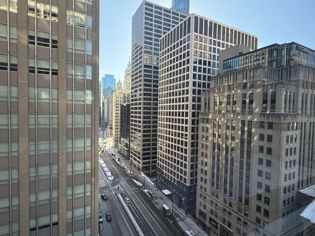 535 N Michigan Avenue 1701, Chicago, IL 60611