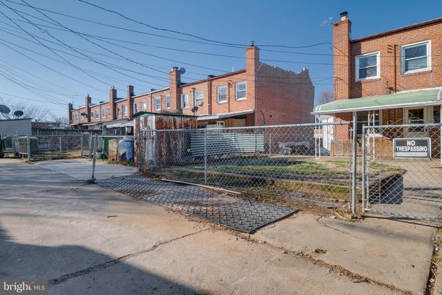 1217 ANGLESEA ST, Baltimore, MD 21224