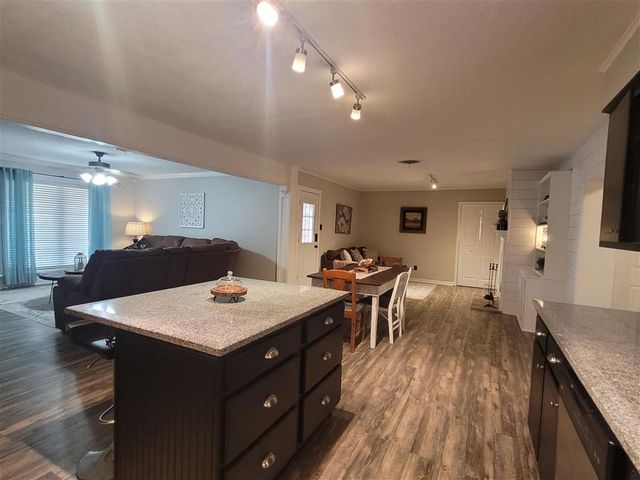 1533 Quince Street, Sulphur, LA 70663