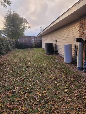 1533 Quince Street, Sulphur, LA 70663