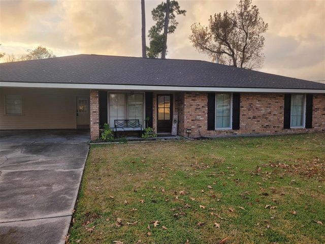 1533 Quince Street, Sulphur, LA 70663