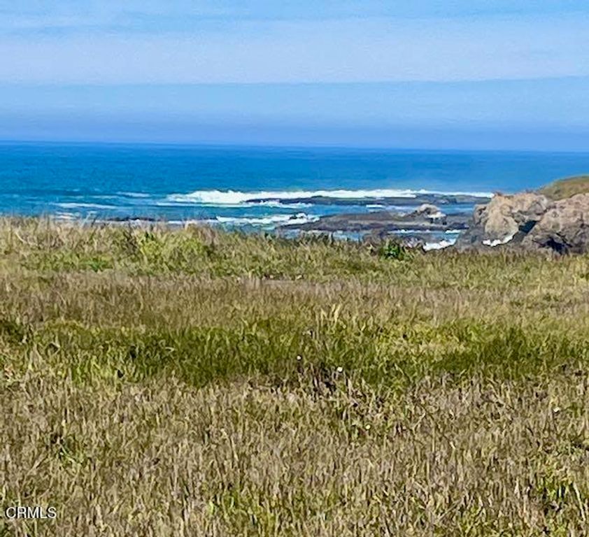 Image 3 of property listing at 19350 Del Mar Drive, Fort Bragg, CA 95437