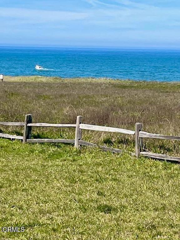 Image 5 of property listing at 19350 Del Mar Drive, Fort Bragg, CA 95437