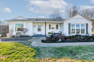 301 Santa Fe Pike, Columbia, TN 38401