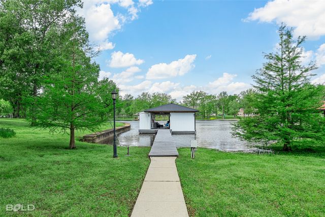 1957 Leeward Cove, Benton, LA 71006