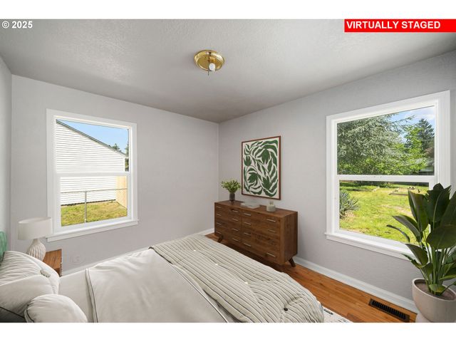 320 Se 106TH Ave, Portland, OR 97216