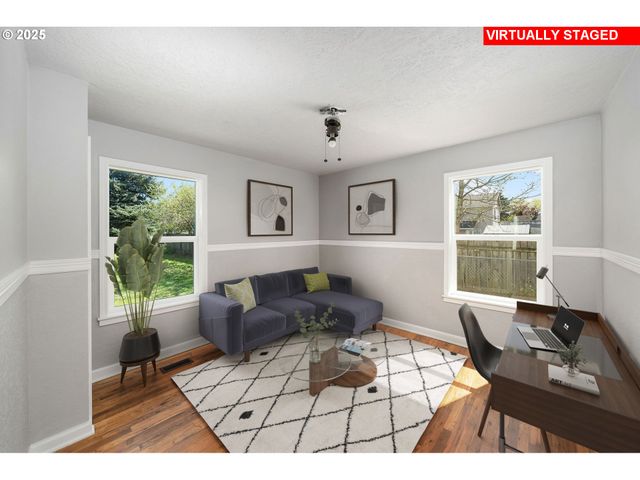 320 Se 106TH Ave, Portland, OR 97216
