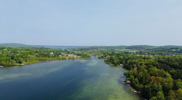 00 S Lake Leelanau Drive, Lake Leelanau, MI 49653
