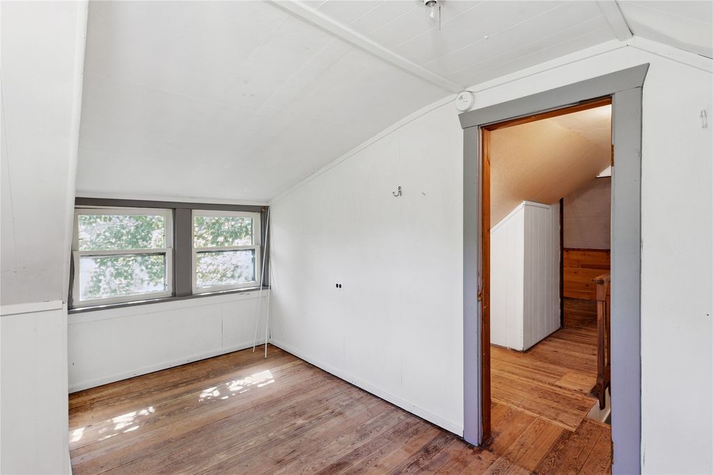 Image 20 of property listing at 226 W 6th Street, Whitefish, MT 59937