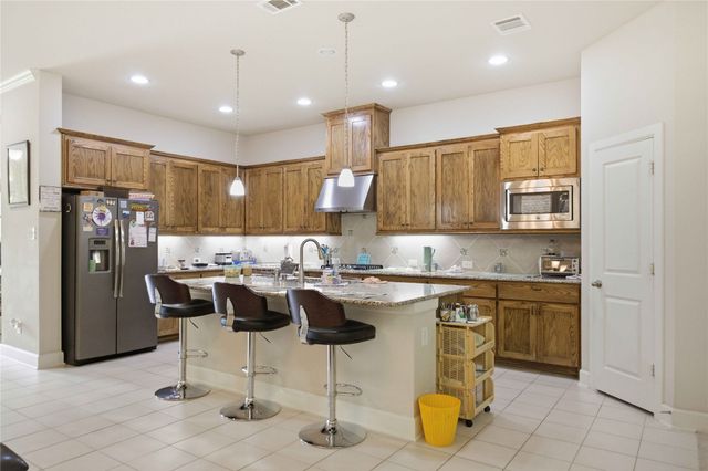 109 Maceta Street, Irving, TX 75039