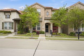 109 Maceta Street, Irving, TX 75039