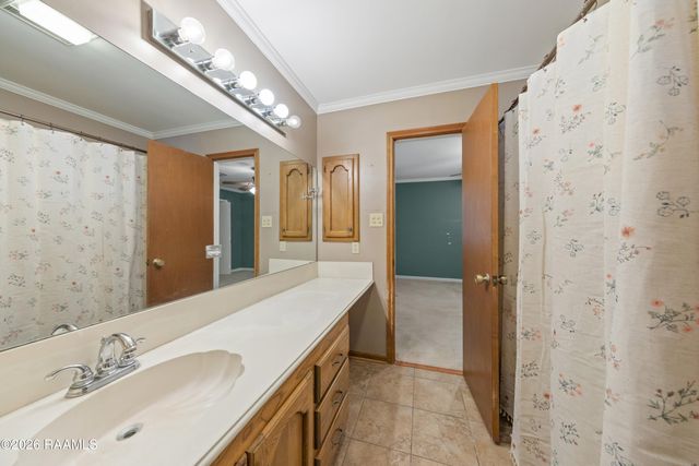 201 Nicole Drive, Youngsville, LA 70592