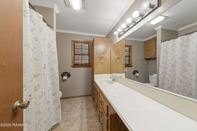 201 Nicole Drive, Youngsville, LA 70592