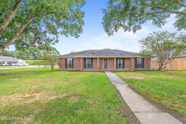 201 Nicole Drive, Youngsville, LA 70592