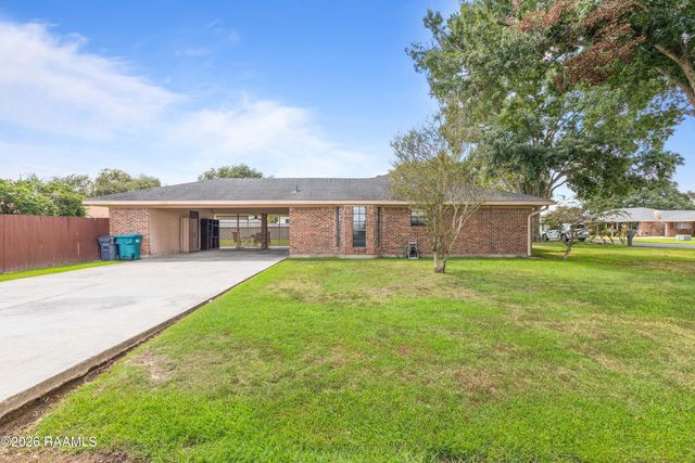 201 Nicole Drive, Youngsville, LA 70592