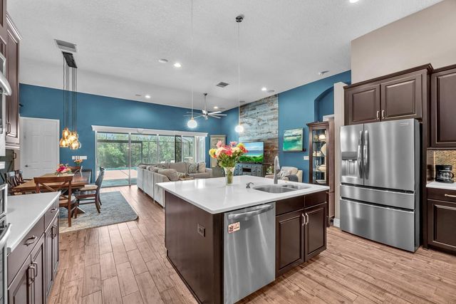5918 WATERCOLOR DRIVE, Lithia, FL 33547