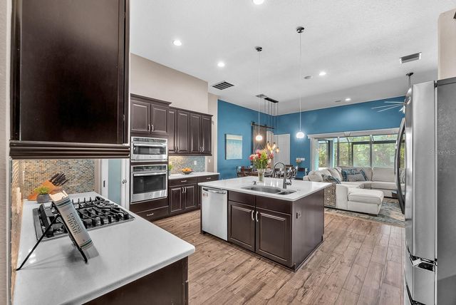 5918 WATERCOLOR DRIVE, Lithia, FL 33547