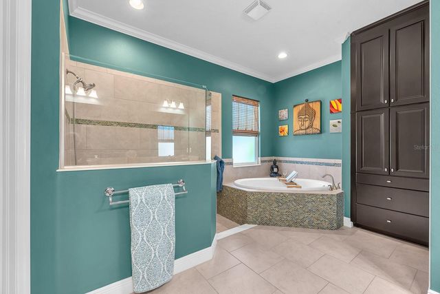 5918 WATERCOLOR DRIVE, Lithia, FL 33547