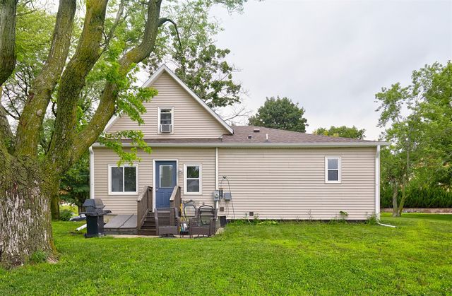 66 E High Street, Winterset, IA 50273