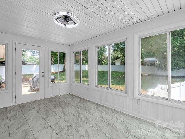 2044 Helen Drive, Gastonia, NC 28054