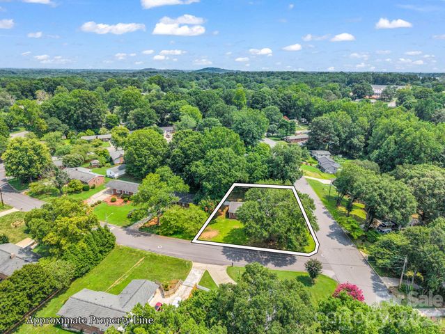 2044 Helen Drive, Gastonia, NC 28054