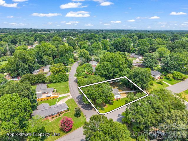 2044 Helen Drive, Gastonia, NC 28054