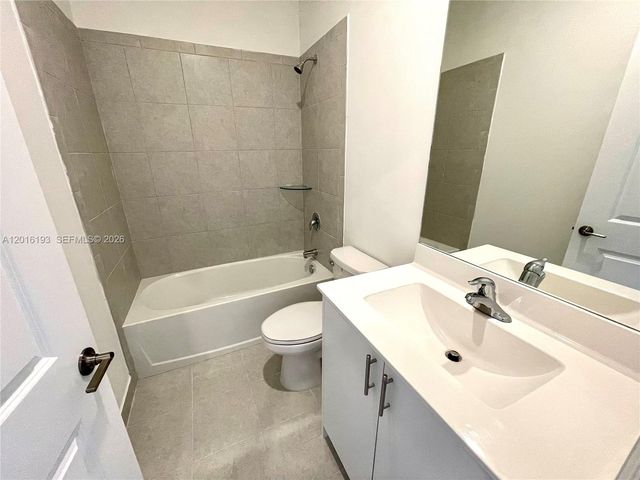 11737 SW 245th Ter 0, Homestead, FL 33032