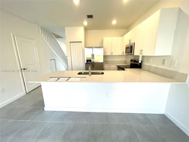 11737 SW 245th Ter 0, Homestead, FL 33032