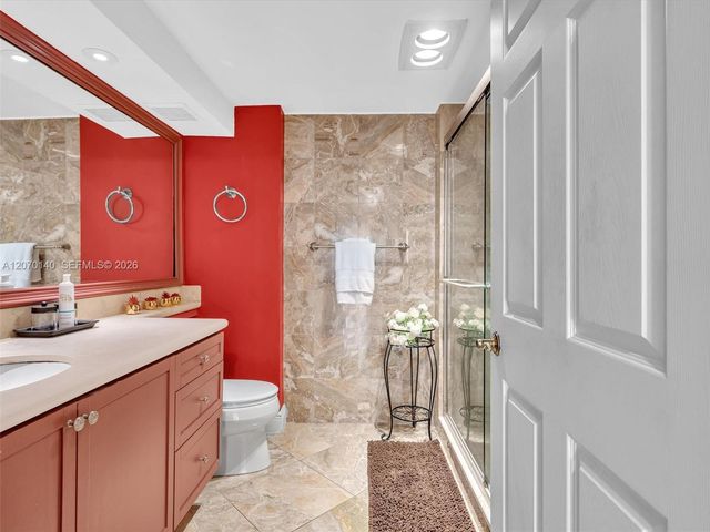 20185 E Country Club Drive 2101, Aventura, FL 33180
