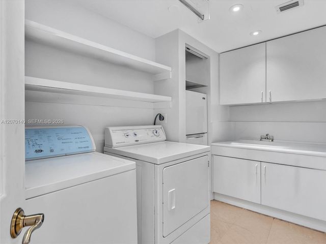 20185 E Country Club Drive 2101, Aventura, FL 33180