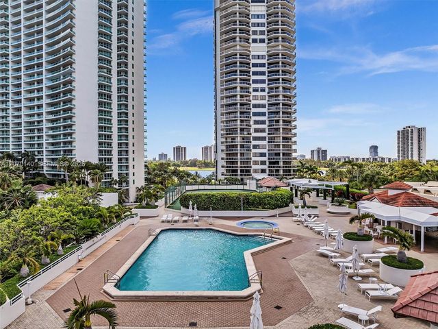 20185 E Country Club Drive 2101, Aventura, FL 33180