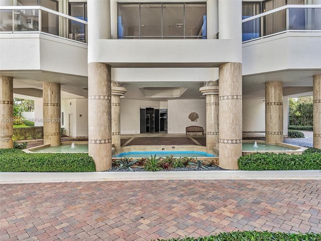 20185 E Country Club Drive 2101, Aventura, FL 33180