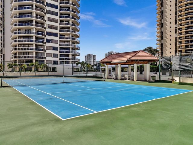 20185 E Country Club Drive 2101, Aventura, FL 33180