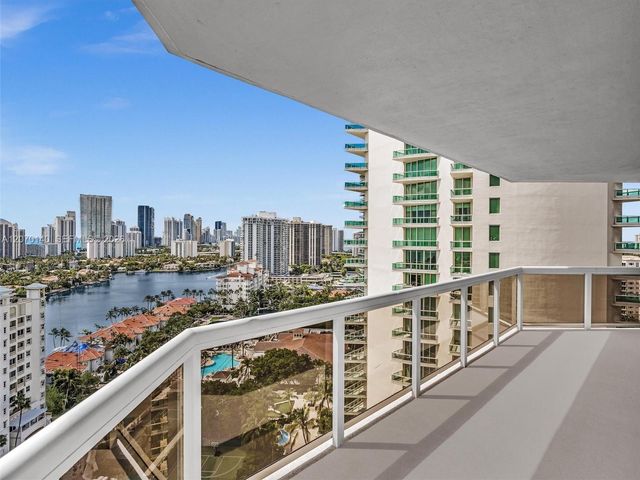 20185 E Country Club Drive 2101, Aventura, FL 33180