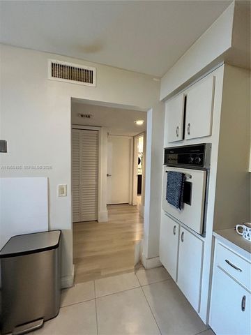 16441 Blatt Boulevard 102, Weston, FL 33326