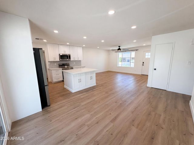 2507 E BUFFALO Street, Chandler, AZ 85225