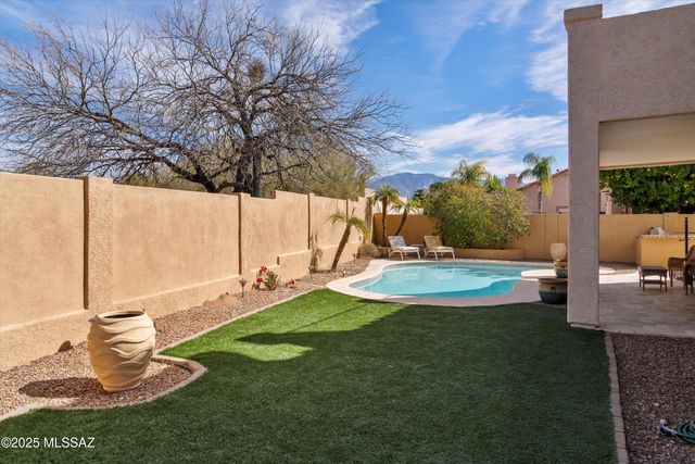 1982 W Arizona Rose Drive, Tucson, AZ 85737