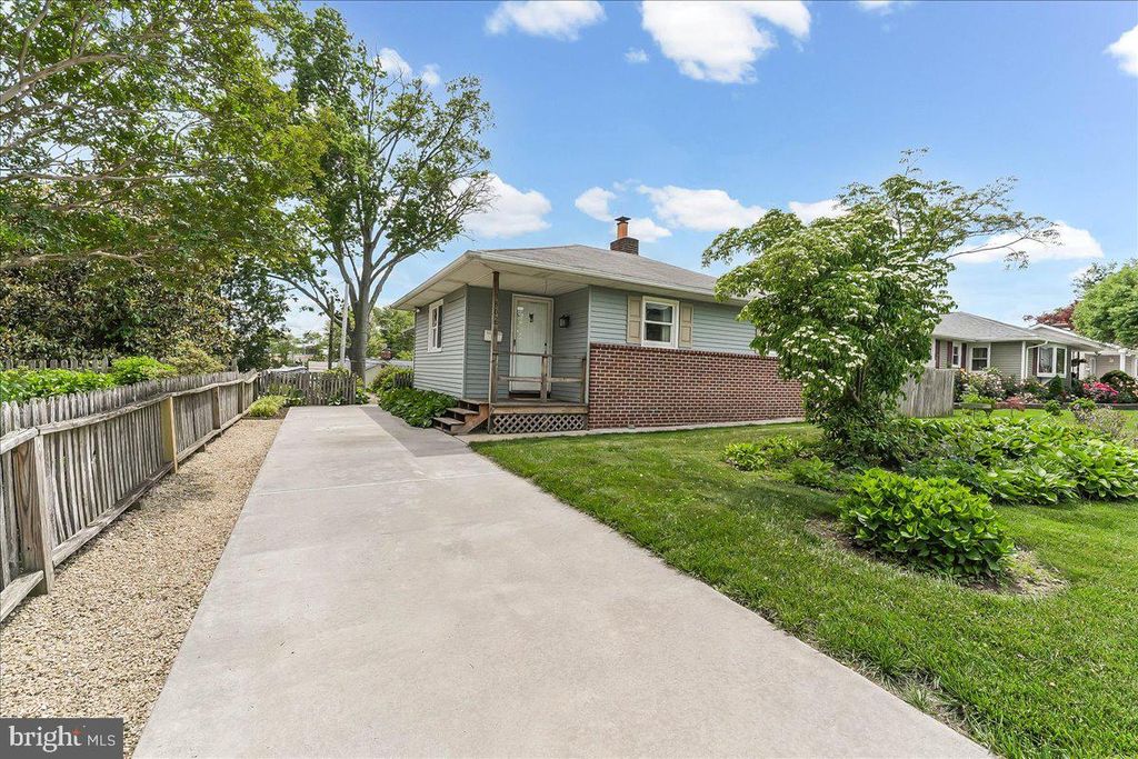 3802 EUNICE AVE, Wilmington, DE 19808