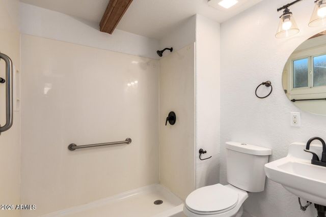 830 S GREENLEAF Lane, Avondale, AZ 85323