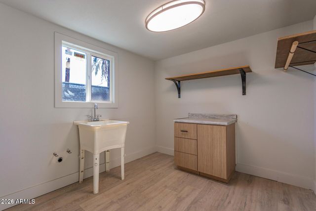 830 S GREENLEAF Lane, Avondale, AZ 85323